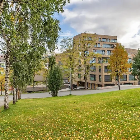 Penthouse In Downtown New Apartment Tromso