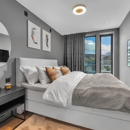 Luxury Downtown Apartment With Private Jacuzzi 公寓 特罗姆瑟