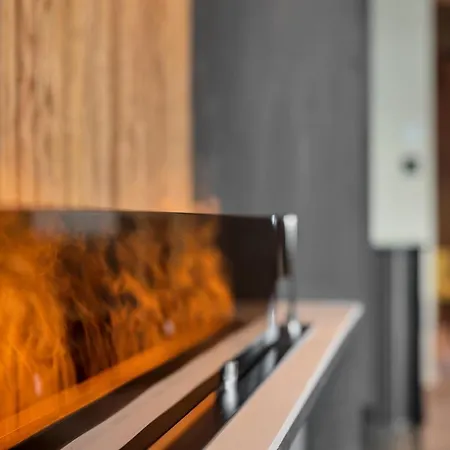 公寓 Luxury Downtown Apartment With Private Jacuzzi *