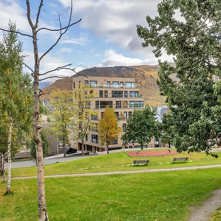 Luxury Downtown Apartment With Private Jacuzzi